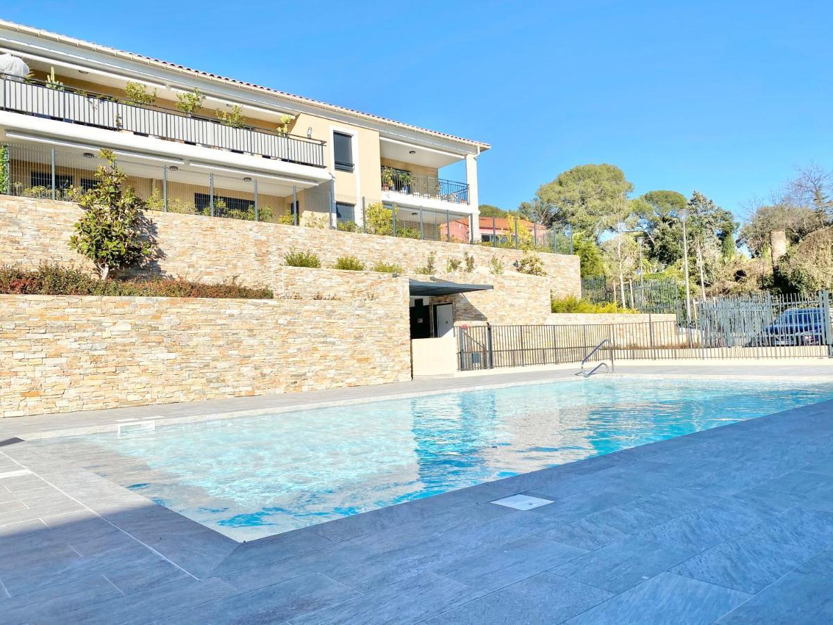 IVOIRE COTTAGE Piscine Boulouris-sur-Mer Esterno foto